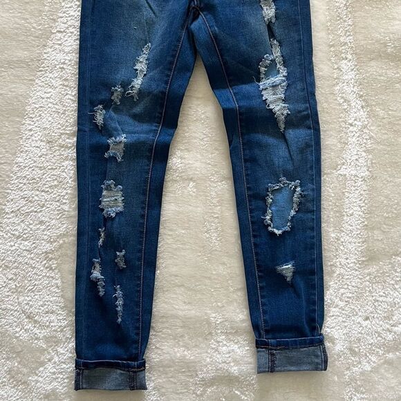 Simple Young Basics High Rise Curvy Skinny Ankle Lenght Jeans - Picture 3 of 7